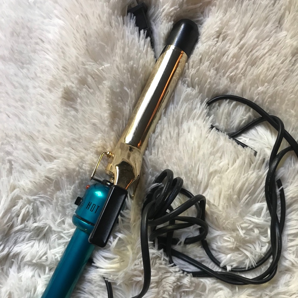 Hot curls curling iron